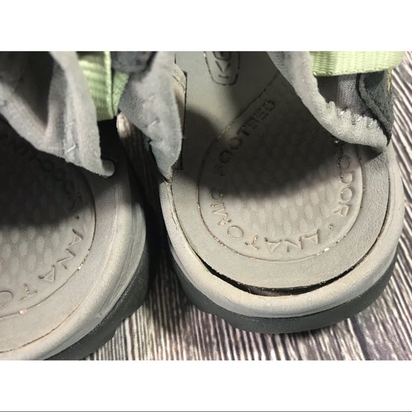 Keen Whisper Slip On Bumper Toe Hiking Sandals - Picture 7 of 10